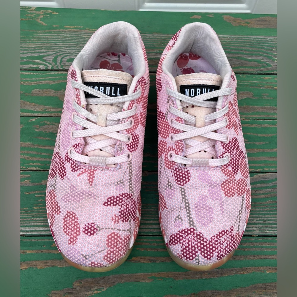 Nobull Cherry Blossom Womens Sz 8.5 Mens Sz 7 Pink Running Training Shoes - Picture 2 of 16